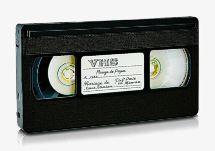 mediacapture.net Transfert Cassettes VHS, VHS-C, S-VHS — Numérisation 1080p à Paris mediacapture.net Transfert Cassettes VHS, VHS-C, S-VHS — Numérisation 1080p à Paris